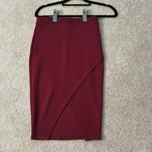 Maroon midi bodycon skirt with slit